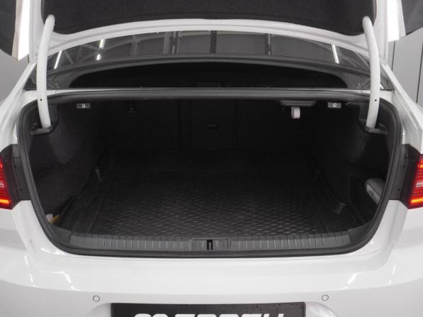 Volkswagen Passat B8 с пробегом 2018 года, цена 2 226 000 рублей, 235397 км, седан, Автокод Объявления