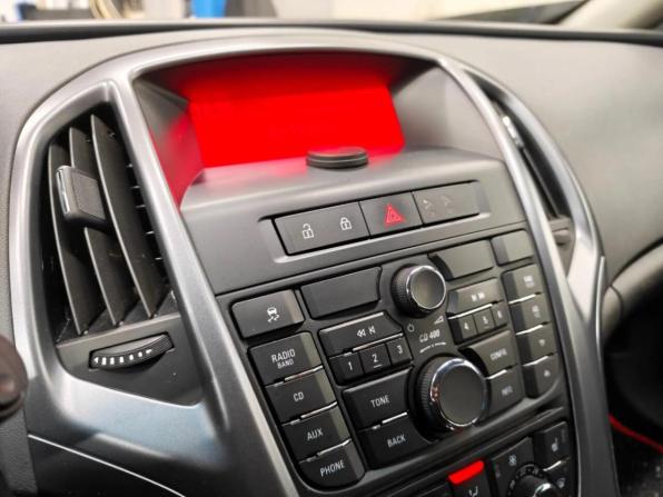 Opel Astra J Рестайлинг с пробегом 2013 года, цена 790 709 рублей, 126883 км, хэтчбек, Автокод Объявления