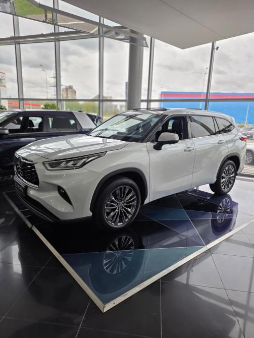 Toyota Highlander IV (XU70) Сургут  - изображение 3