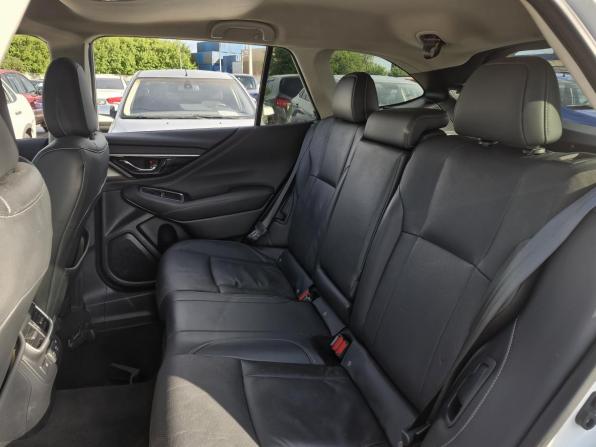 Subaru Outback VI с пробегом 2019 года, цена 2 949 000 рублей, 61477 км, универсал, Автокод Объявления