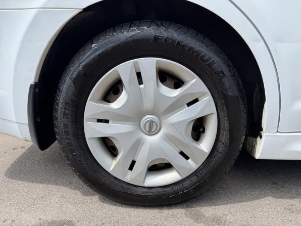 Nissan Tiida I Рестайлинг с пробегом 2013 года, цена 650 000 рублей, 268000 км, седан, Автокод Объявления
