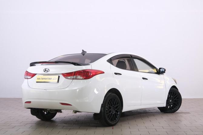 Hyundai Avante V с пробегом 2011 года, цена 819 000 рублей, 176000 км, седан, Автокод Объявления