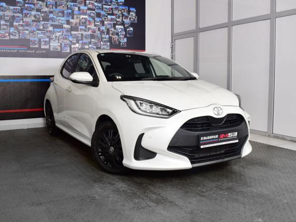 Toyota Yaris IV с пробегом 2020 года, цена 1 385 995 рублей, 69190 км, хэтчбек, Автокод Объявления