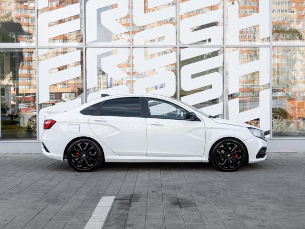 Lada (ВАЗ) Vesta I с пробегом 2018 года, цена 1 010 000 рублей, 112647 км, седан, Автокод Объявления