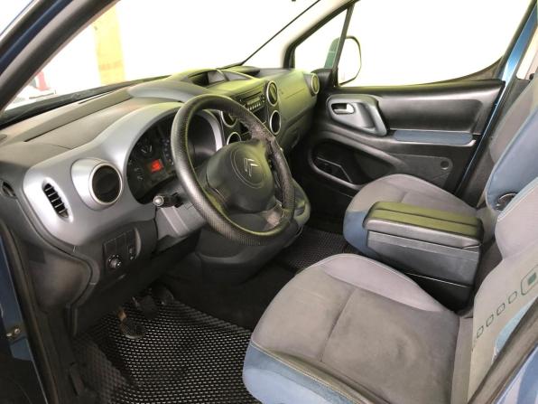 Citroen Berlingo II с пробегом 2010 года, цена 640 000 рублей, 246208 км, минивэн, Автокод Объявления