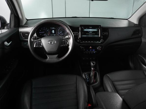 Hyundai Solaris II Рестайлинг с пробегом 2021 года, цена 1 990 000 рублей, 70005 км, седан, Автокод Объявления