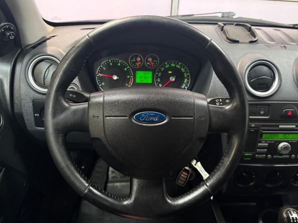 Ford Fusion I Рестайлинг с пробегом 2008 года, цена 515 000 рублей, 168213 км, хэтчбек, Автокод Объявления