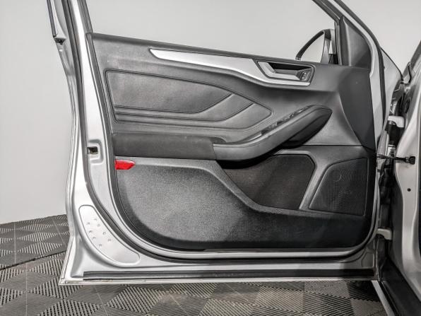 Ford Focus IV с пробегом 2020 года, цена 1 090 000 рублей, 238108 км, универсал, Автокод Объявления
