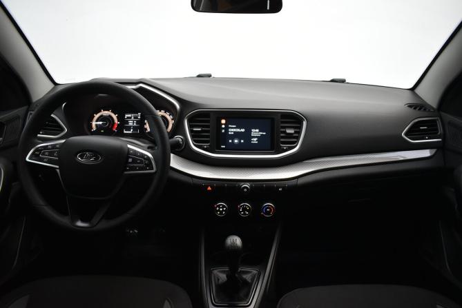 Lada (ВАЗ) Vesta I Рестайлинг (NG) с пробегом 2023 года, цена 900 000 рублей, 119045 км, седан, Автокод Объявления