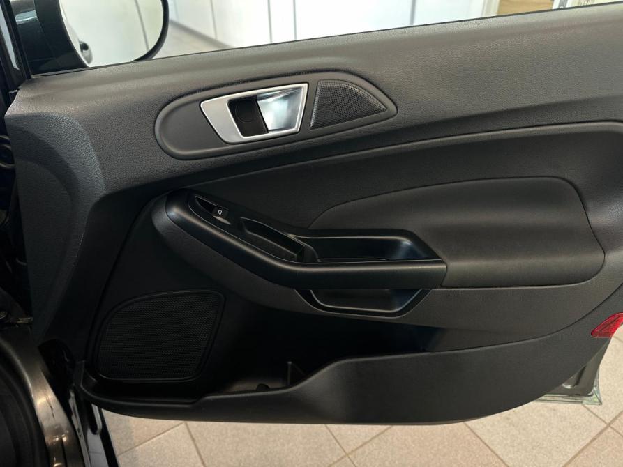 Ford Fiesta Mk6 Рестайлинг Санкт-Петербург  - изображение 34