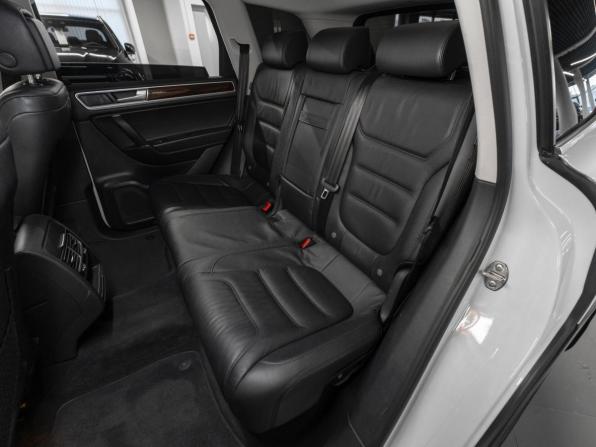 Volkswagen Touareg II Рестайлинг с пробегом 2015 года, цена 2 900 000 рублей, 154233 км, внедорожник, Автокод Объявления