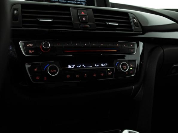 BMW 3 серии VI (F3x) Рестайлинг с пробегом 2017 года, цена 2 050 989 рублей, 205647 км, седан, Автокод Объявления