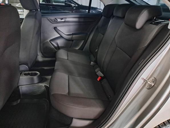 Volkswagen Polo VI с пробегом 2021 года, цена 1 260 000 рублей, 89870 км, лифтбек, Автокод Объявления