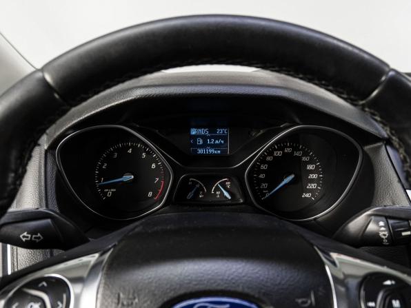 Ford Focus III с пробегом 2012 года, цена 650 000 рублей, 301199 км, хэтчбек, Автокод Объявления