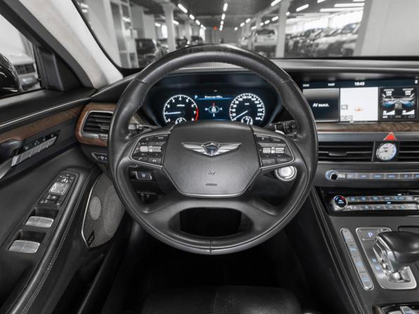 Genesis G90 I Рестайлинг с пробегом 2019 года, цена 3 350 000 рублей, 163475 км, седан, Автокод Объявления