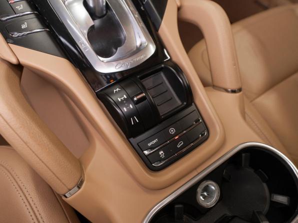 Porsche Cayenne II (958) с пробегом 2011 года, цена 1 895 000 рублей, 248920 км, внедорожник, Автокод Объявления