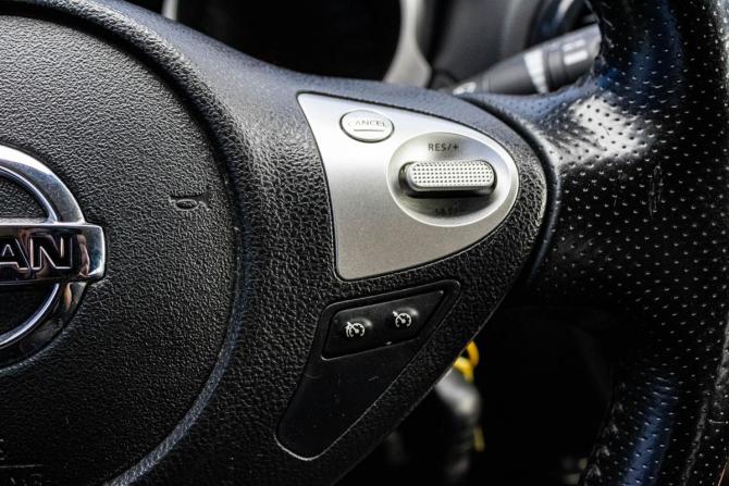 Nissan Juke I с пробегом 2012 года, цена 1 049 000 рублей, 137163 км, внедорожник, Автокод Объявления