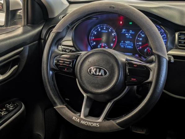 Kia Rio IV с пробегом 2017 года, цена 999 900 рублей, 318000 км, седан, Автокод Объявления