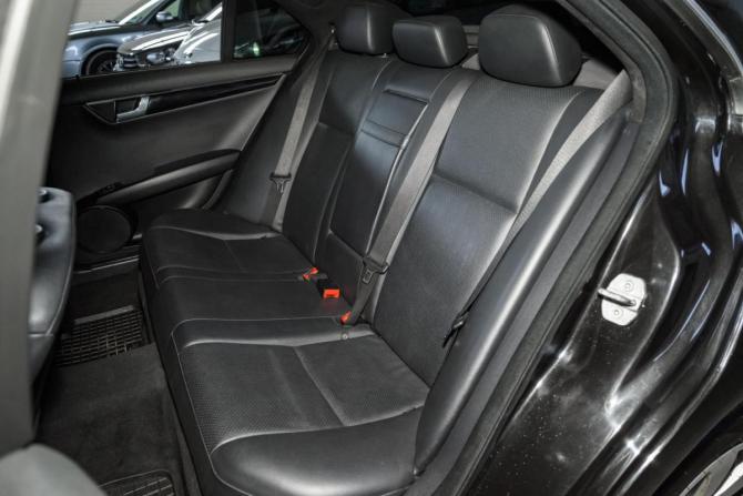 Mercedes-Benz C-Класс III (W204) с пробегом 2010 года, цена 1 059 000 рублей, 264482 км, седан, Автокод Объявления