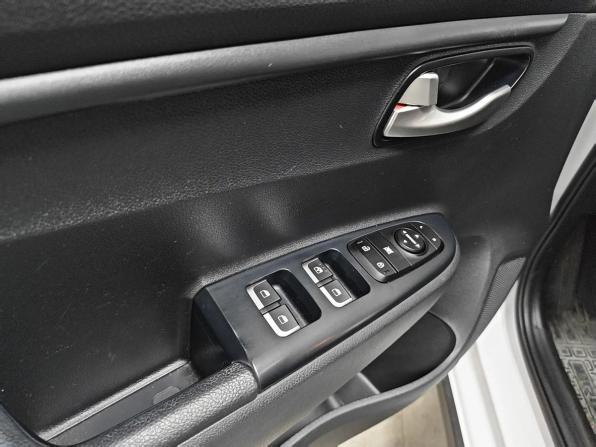 Kia Rio IV Рестайлинг с пробегом 2021 года, цена 1 749 000 рублей, 57093 км, хэтчбек, Автокод Объявления
