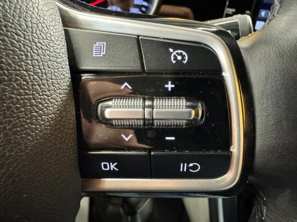 Kia Carnival IV с пробегом 2021 года, цена 3 599 000 рублей, 106000 км, минивэн, Автокод Объявления