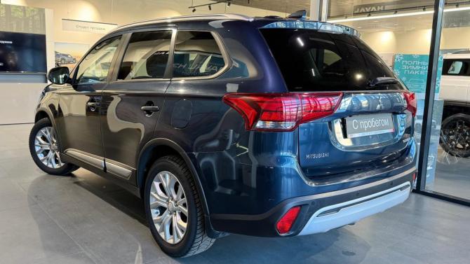 Mitsubishi Outlander III Рестайлинг 3 с пробегом 2020 года, цена 2 099 000 рублей, 78000 км, внедорожник, Автокод Объявления
