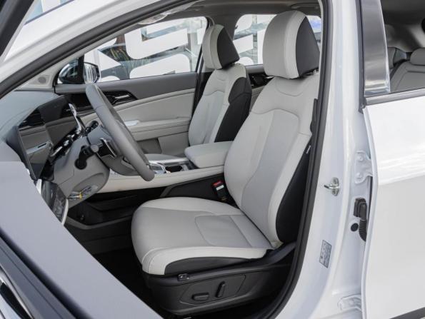 Kia Sportage (China) III (NP) Рестайлинг с пробегом 2026 года, цена 4 068 000 рублей, 46 км, внедорожник, Автокод Объявления