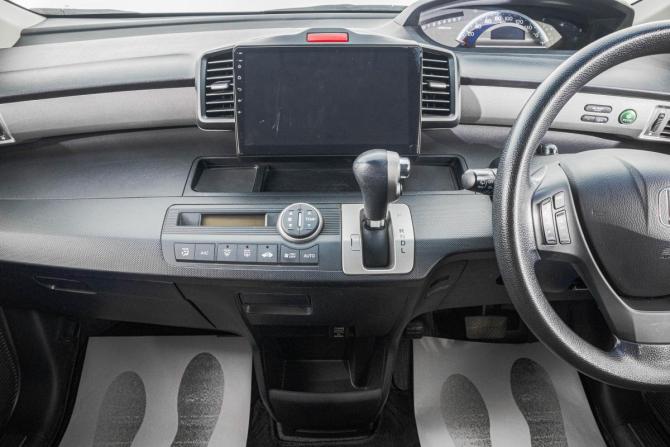 Honda Freed I Рестайлинг с пробегом 2012 года, цена 1 269 000 рублей, 136000 км, компактвэн, Автокод Объявления