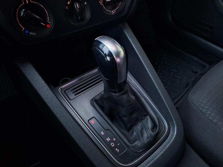 Volkswagen Jetta VI Рестайлинг Азнакаево  - изображение 15