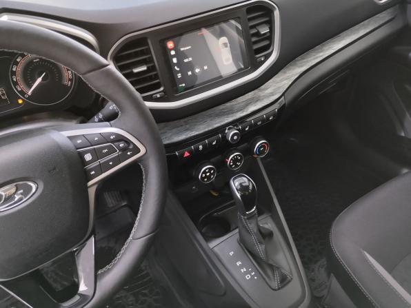 Lada (ВАЗ) Vesta I Рестайлинг (NG) с пробегом 2026 года, цена 1 580 000 рублей, 2350 км, седан, Автокод Объявления