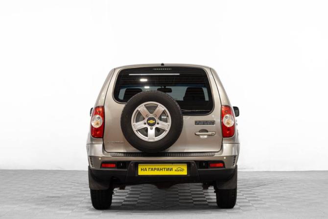 Chevrolet Niva I Рестайлинг с пробегом 2016 года, цена 739 000 рублей, 114500 км, внедорожник, Автокод Объявления