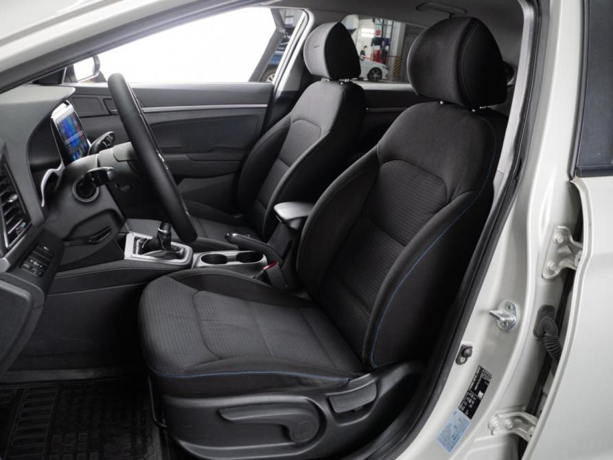 Hyundai Elantra VI (AD) Тюмень  - изображение 10