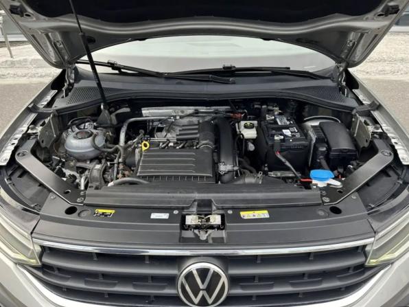 Volkswagen Tiguan II Рестайлинг с пробегом 2021 года, цена 2 399 000 рублей, 103741 км, внедорожник, Автокод Объявления