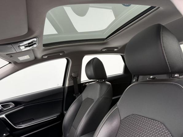 Kia Ceed III с пробегом 2019 года, цена 1 575 000 рублей, 114698 км, хэтчбек, Автокод Объявления