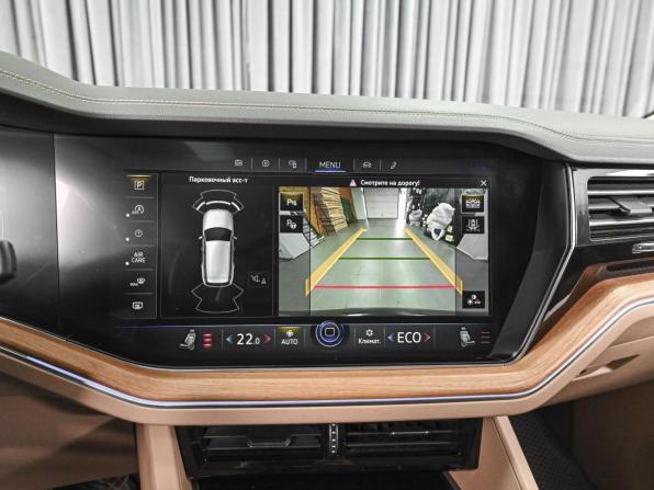 Volkswagen Touareg III с пробегом 2022 года, цена 6 499 000 рублей, 32084 км, внедорожник, Автокод Объявления