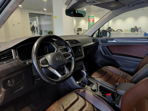 Volkswagen Tiguan II Рестайлинг с пробегом 2021 года, цена 2 845 000 рублей, 78200 км, внедорожник, Автокод Объявления