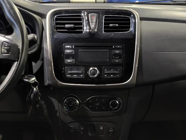 Renault Sandero II с пробегом 2016 года, цена 848 000 рублей, 114618 км, хэтчбек, Автокод Объявления