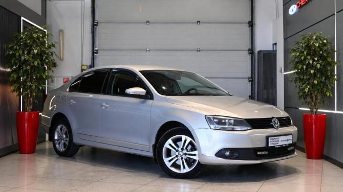 Volkswagen Jetta VI с пробегом 2011 года, цена 990 000 рублей, 210000 км, седан, Автокод Объявления