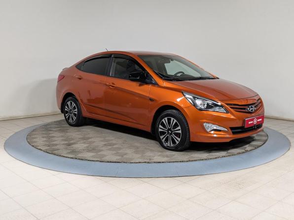 Hyundai Solaris I Рестайлинг с пробегом 2015 года, цена 1 094 900 рублей, 190000 км, седан, Автокод Объявления