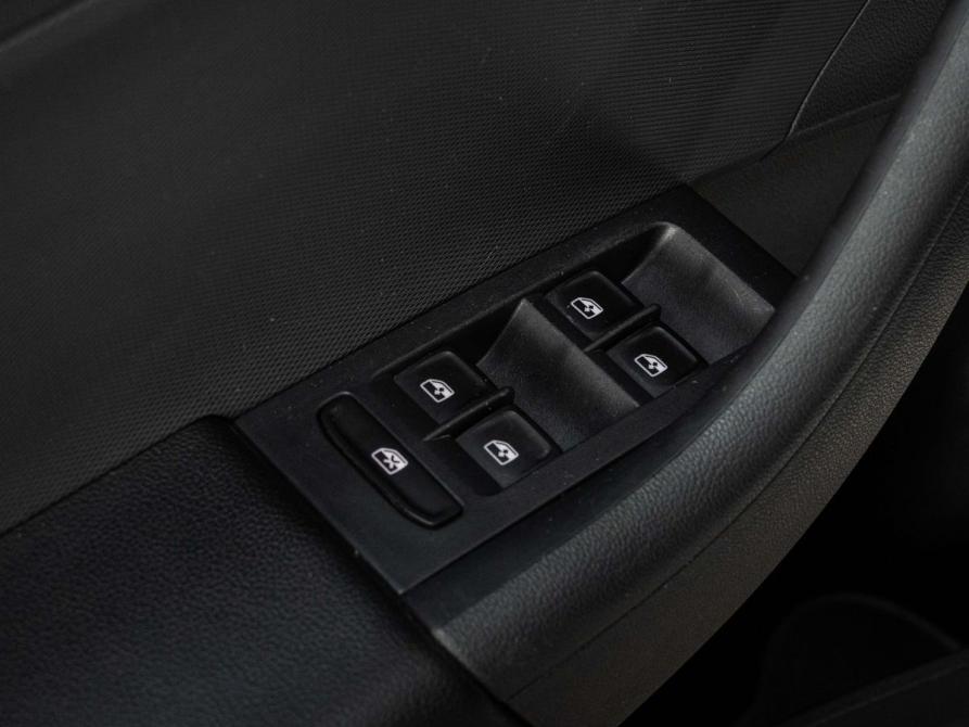 Volkswagen Polo VI Казань  - изображение 14