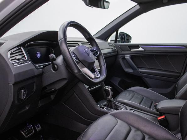 Volkswagen Tiguan II Рестайлинг с пробегом 2021 года, цена 3 490 000 рублей, 92341 км, внедорожник, Автокод Объявления