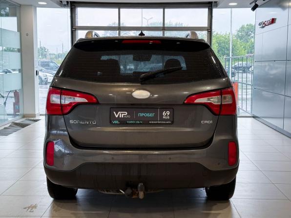 Kia Sorento II Рестайлинг с пробегом 2018 года, цена 2 525 000 рублей, 129548 км, внедорожник, Автокод Объявления