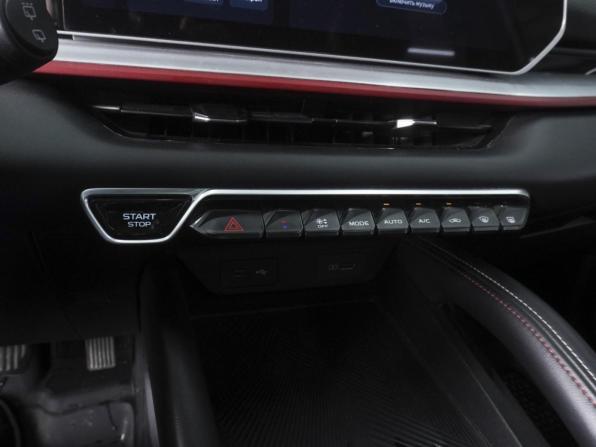 Geely Coolray I Рестайлинг с пробегом 2023 года, цена 2 050 000 рублей, 41279 км, внедорожник, Автокод Объявления