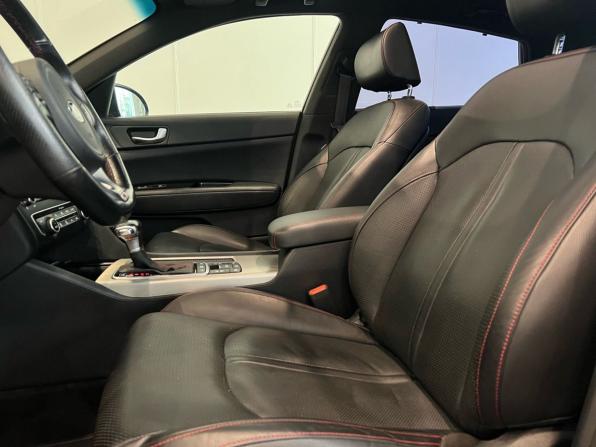 Kia Optima IV с пробегом 2016 года, цена 1 999 000 рублей, 99500 км, седан, Автокод Объявления