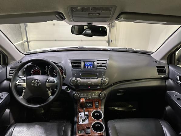Toyota Highlander II (XU40) Рестайлинг с пробегом 2011 года, цена 1 679 000 рублей, 316867 км, внедорожник, Автокод Объявления