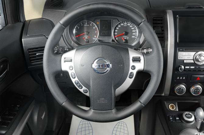 Nissan X-Trail II Рестайлинг с пробегом 2011 года, цена 1 319 000 рублей, 215234 км, внедорожник, Автокод Объявления