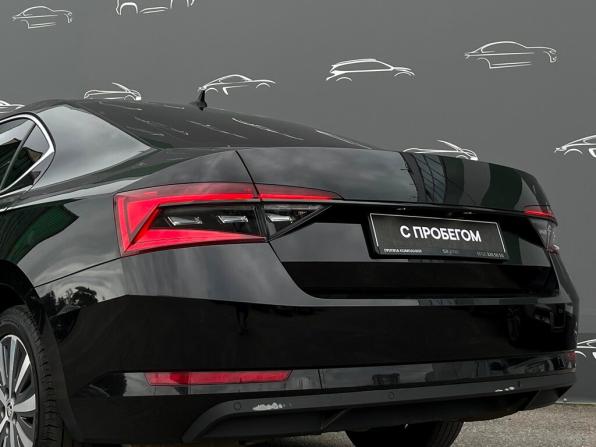 Skoda Superb III Рестайлинг с пробегом 2020 года, цена 1 937 700 рублей, 265226 км, лифтбек, Автокод Объявления