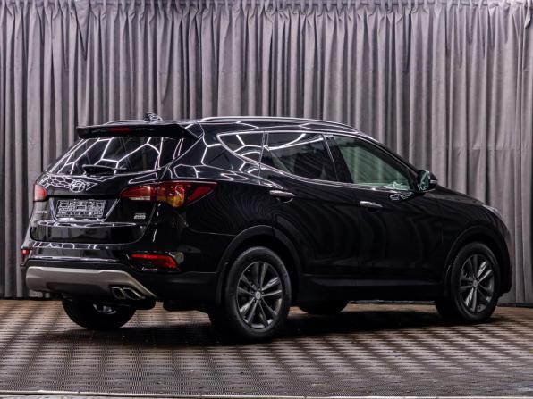 Hyundai Santa Fe III Рестайлинг с пробегом 2017 года, цена 2 395 000 рублей, 136546 км, внедорожник, Автокод Объявления