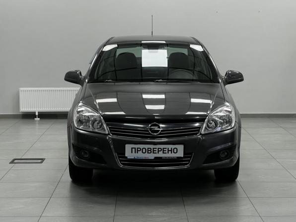 Opel Astra H Рестайлинг с пробегом 2011 года, цена 699 000 рублей, 122000 км, седан, Автокод Объявления