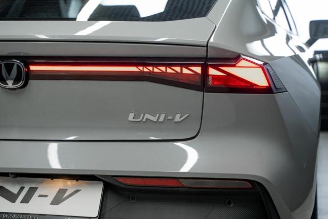 Новый Changan UNI-V I 2025 года, цена 3 429 900 рублей, лифтбек, Автокод Объявления